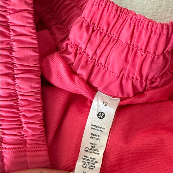 lululemon athletica running shorts - Picture 2 of 10